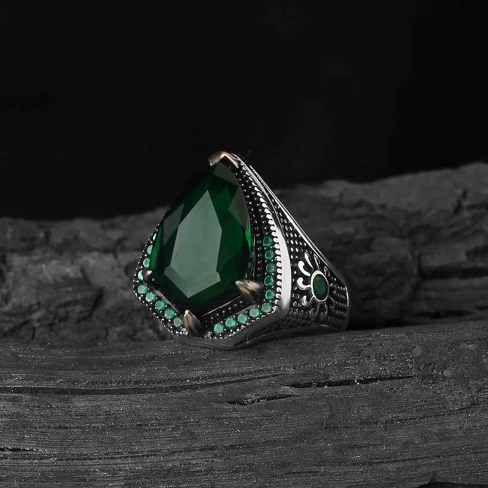 Chevalière Homme en Argent 925 – Zircon & Motif Gravé - BIJOUNOUR