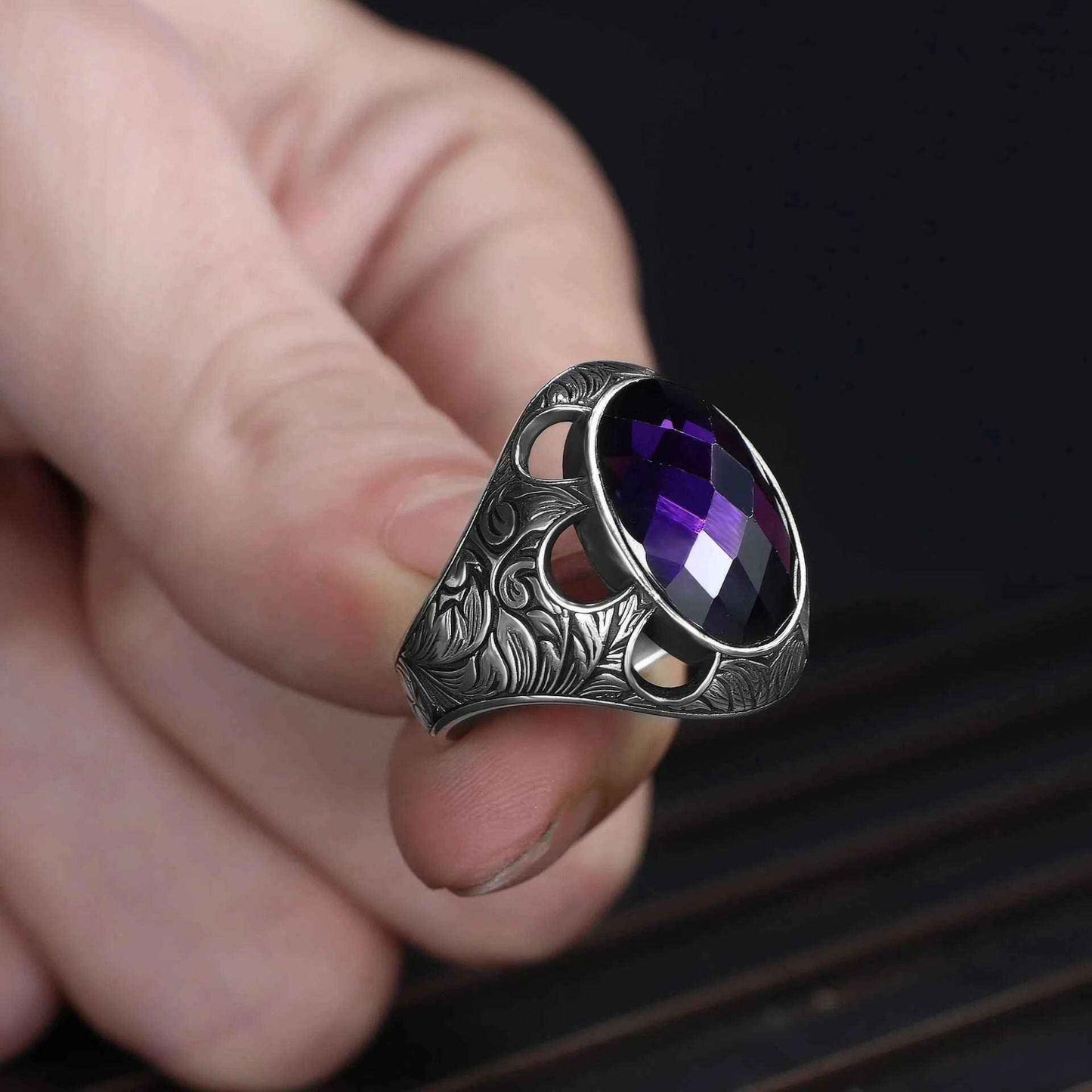 Chevalière Homme en Argent 925 – Améthyste & Motif Gravé - BIJOUNOUR