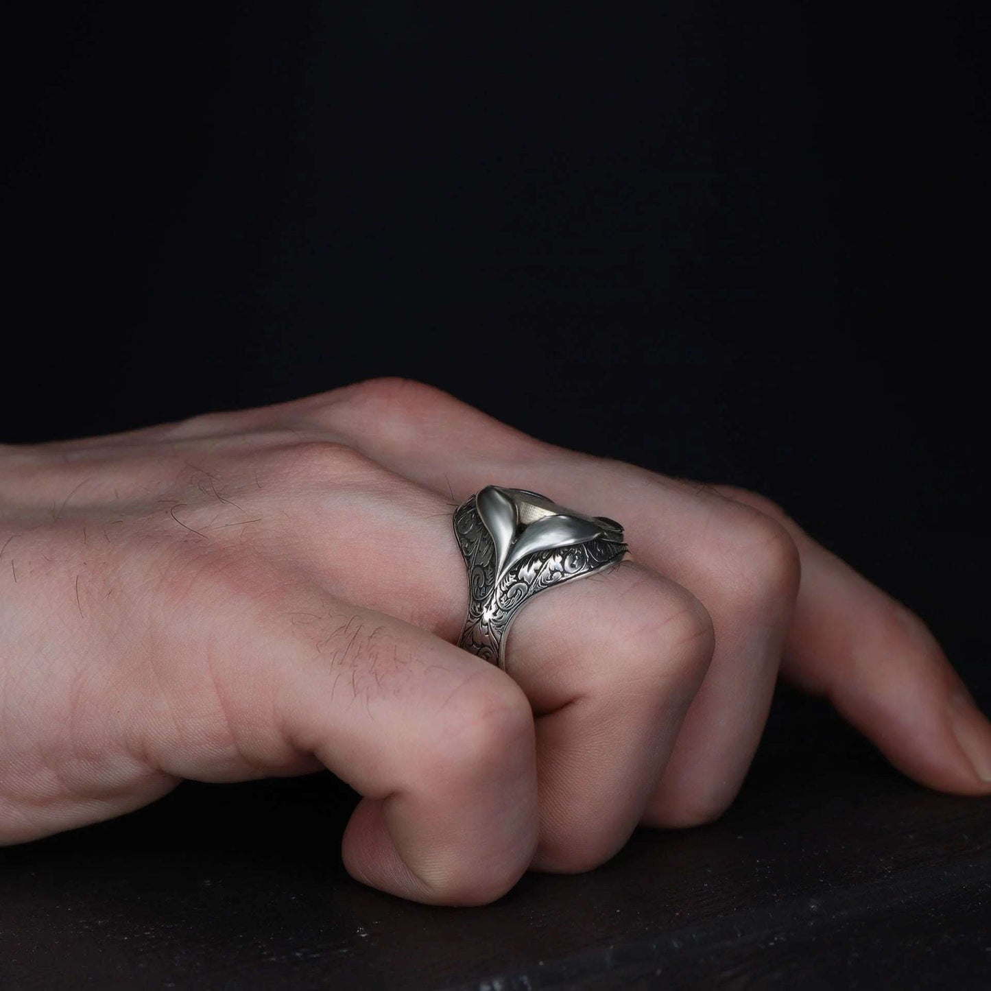 Chevalière Homme en Argent 925 – Symbole de l’Arbre de Vie & Gravures Élégantes - BIJOUNOUR