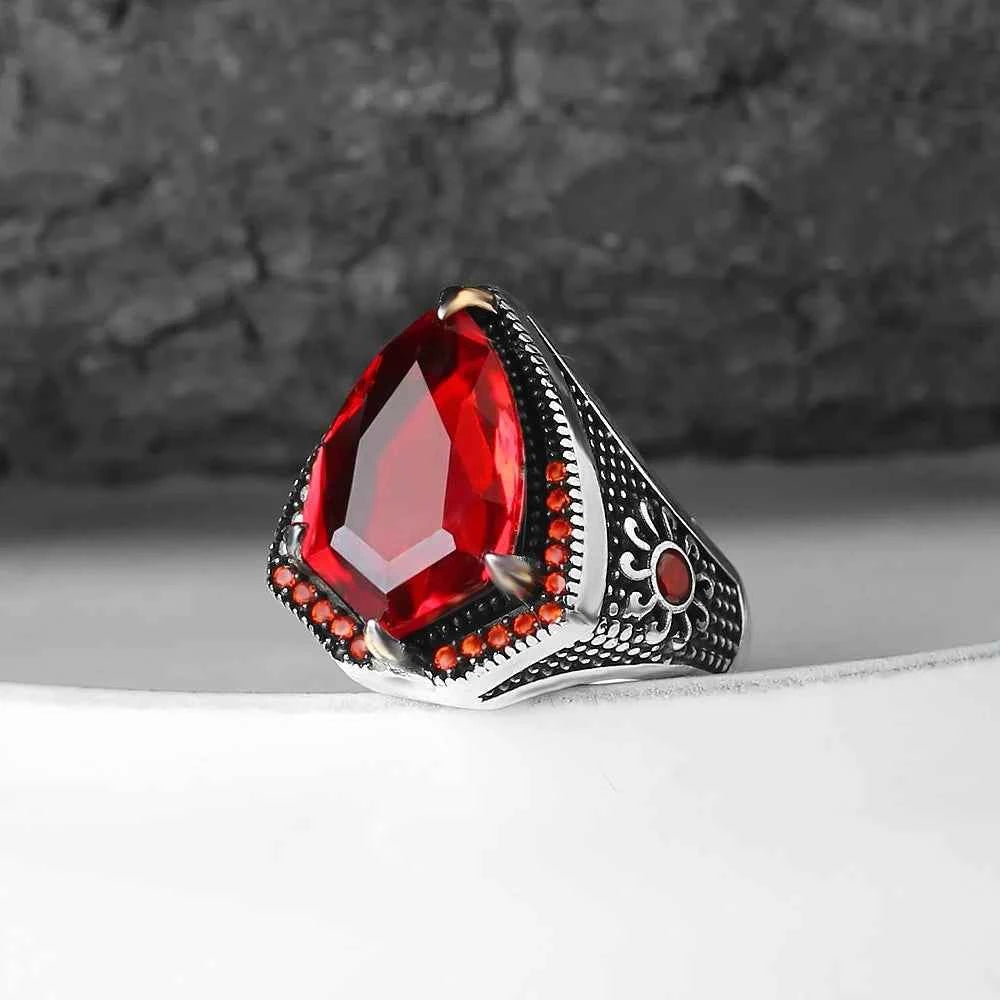 Chevalière Homme en Argent 925 – Zircon & Motif Gravé - BIJOUNOUR